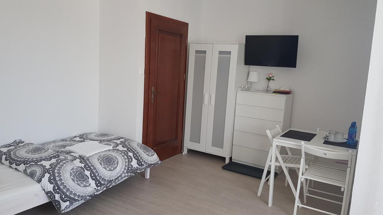 Aldami Varsóvia Exterior foto